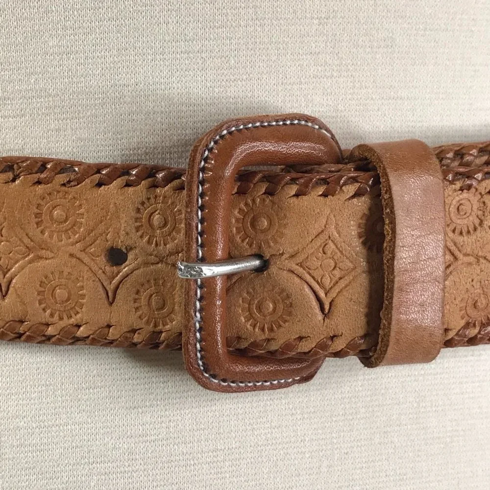 Vintage Leather Cotton Multi Color Belt Size XL Southwestern Style 2v1-84